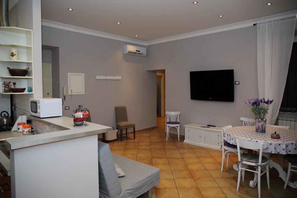 Colosseo Apartamento *
